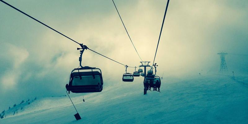 0954U:连接本地资讯与生活服务的综合信息平台,打造智慧生活新体验