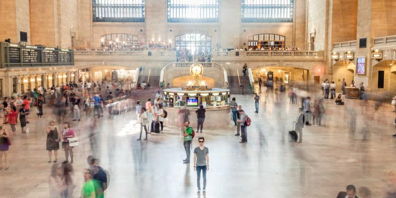 i7-0954U笔记本如何实现4K与高刷屏混合输出？本地生活服务达人的性能损耗实测指南