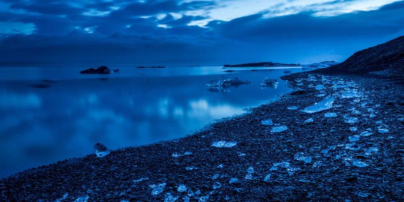 英特尔酷睿i7-0954U对比AMD锐龙7 5800U：移动办公与内容创作综合信息深度解析